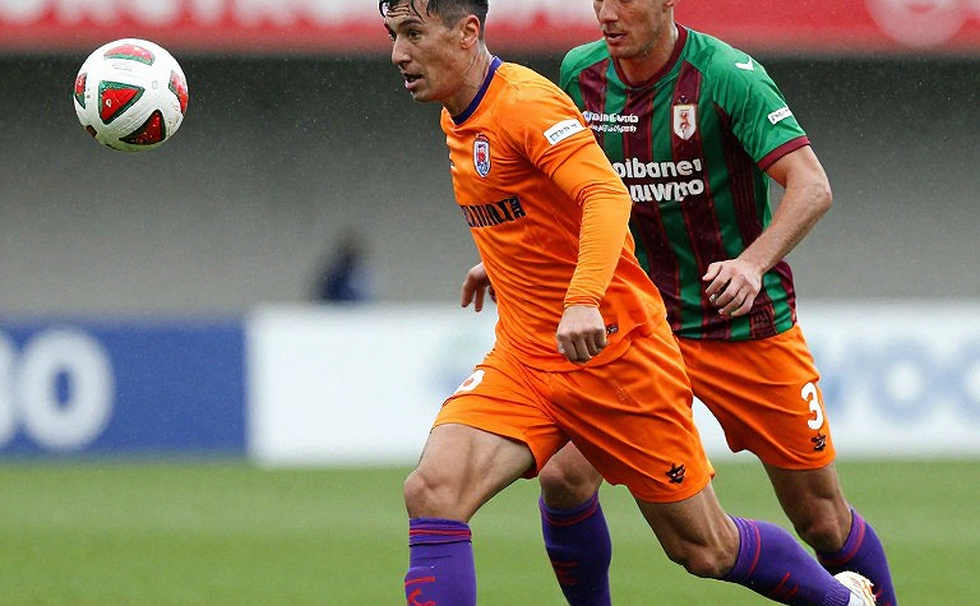 Lần triệu tập đầu tiên của Zidane: năm gương mặt mới, một đội trưởng cũ và khoảng trống chưa lấp ở tuyến giữa