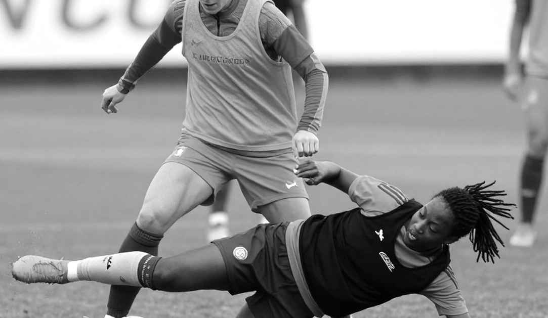 Công Phượng trở lại V-League sau 1.400 ngày: Giọt nước mắt trên chấm phạt đền và cơn thịnh nộ với VAR