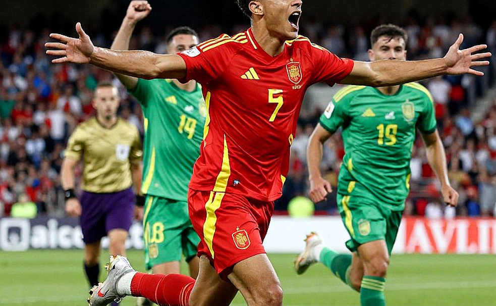 Cú đá phạt của Neco Williams: Wales ngược dòng thắng Na Uy 10 người trong ngày Haaland im tiếng